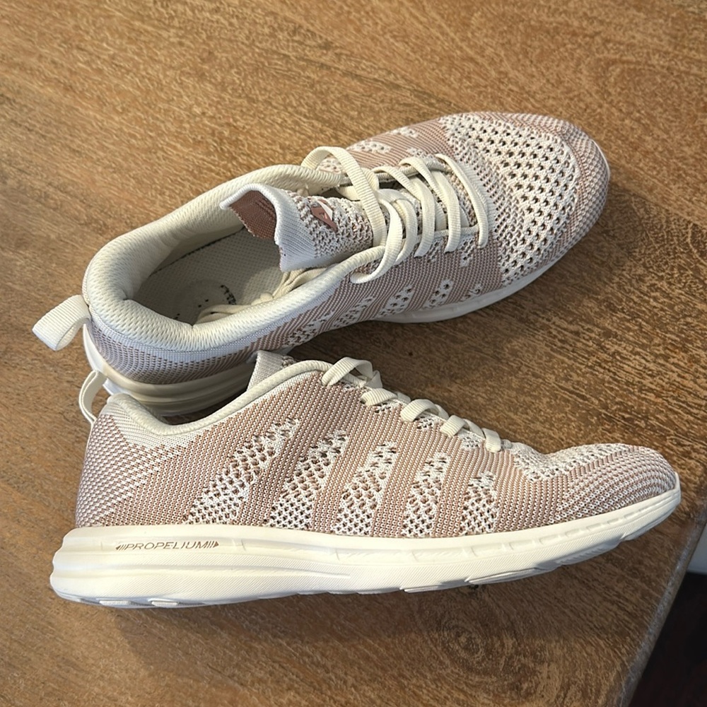 APL techloom pro ivory/latte